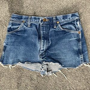 Wrangler Cut Off Jeans
